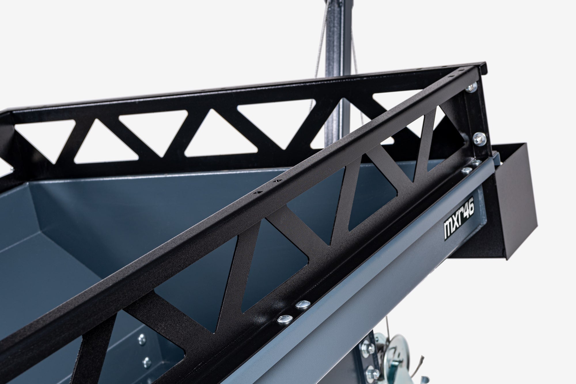 Remorque utilitaire robuste pour VTT et ATV, Maxxa MXR46, vue avec rehausseur 8 pouces CSR6